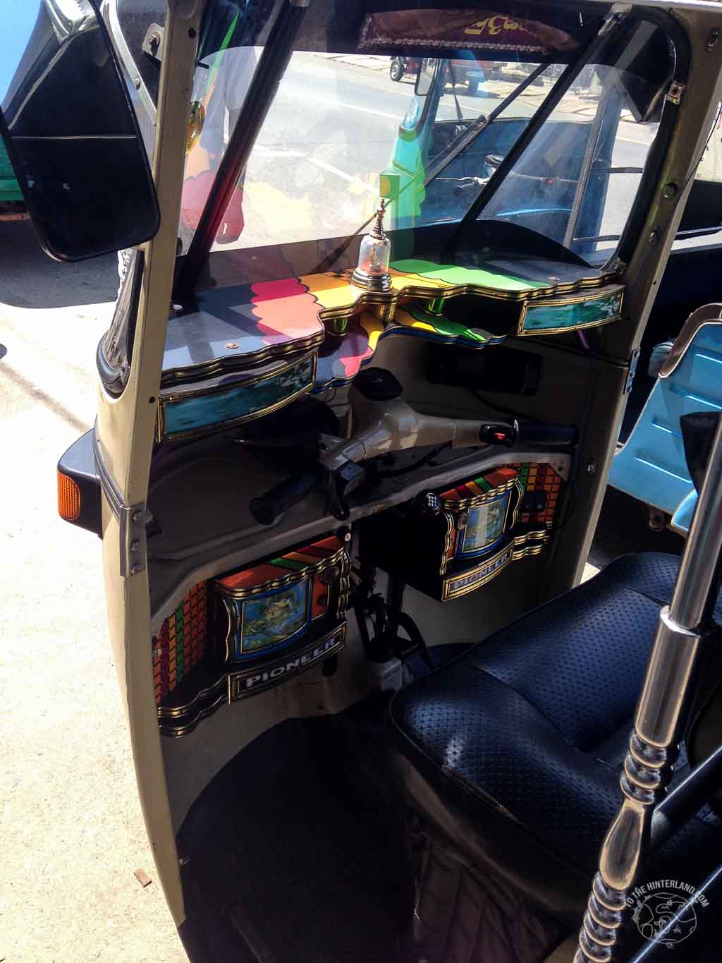 Tuk Tuk fahren in Sri Lanka